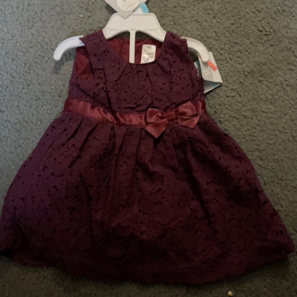 Burgandy formal dress lacy size 6 months